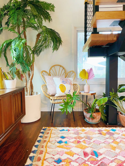 Roots: Step into this tropical paradise full of colour